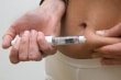 DiabetikerInnen müssen bis zu fünf Mal am Tag Insulin spritzen