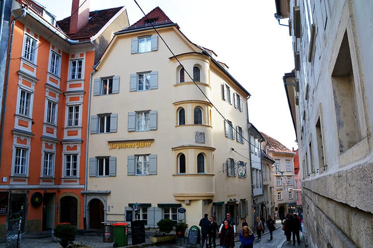 Gasthaus zur Goldenen Pastete
