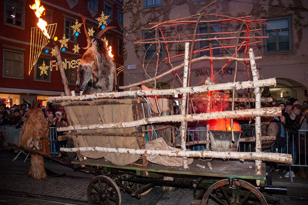 perchtenlauf-graz_3