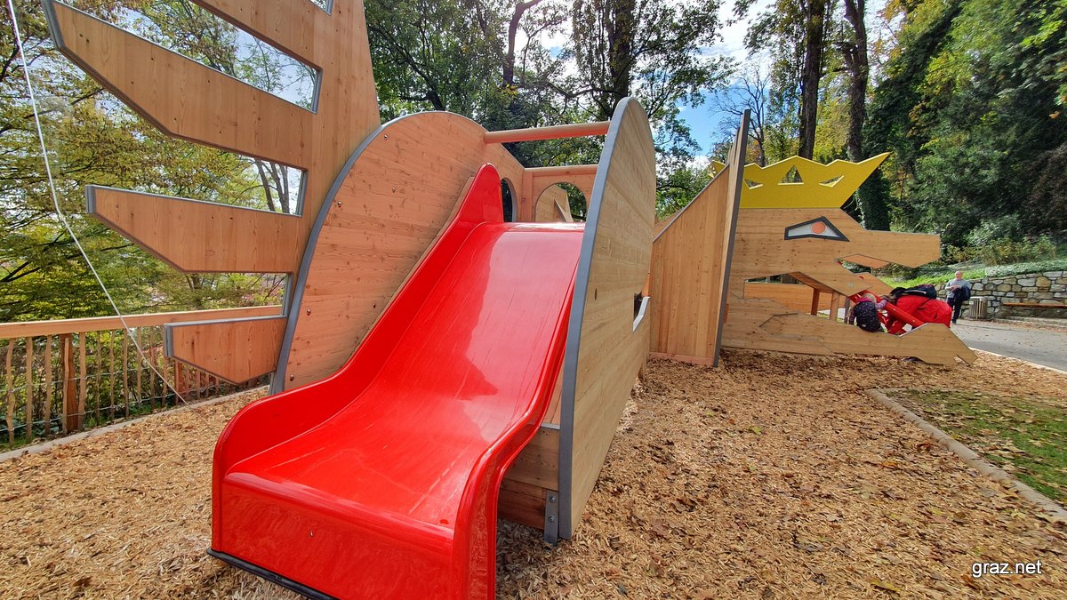 panther-spielplatz-schlossberg-graz_07