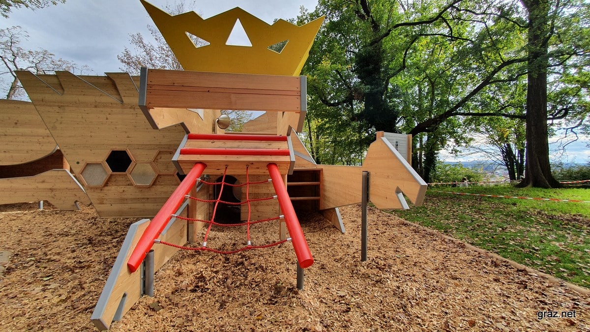 panther-spielplatz-schlossberg-graz_09