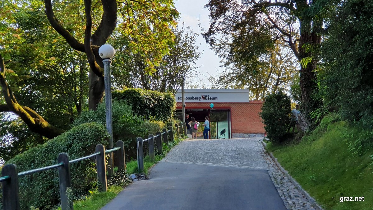 schlossbergmuseum-graz-museum-01