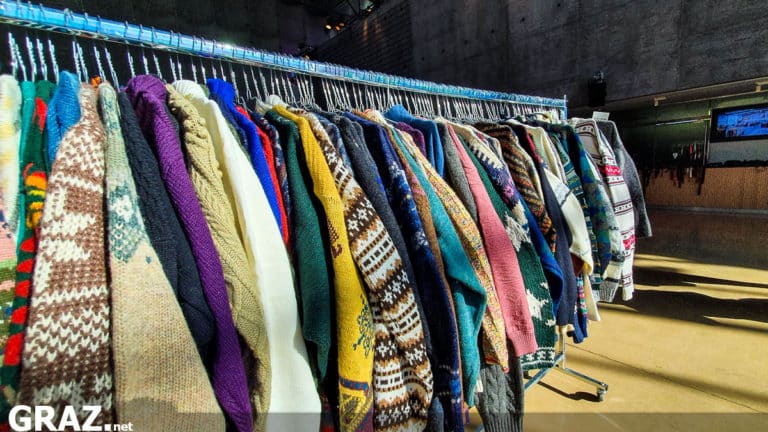 Vintage Kilo Sale in Graz