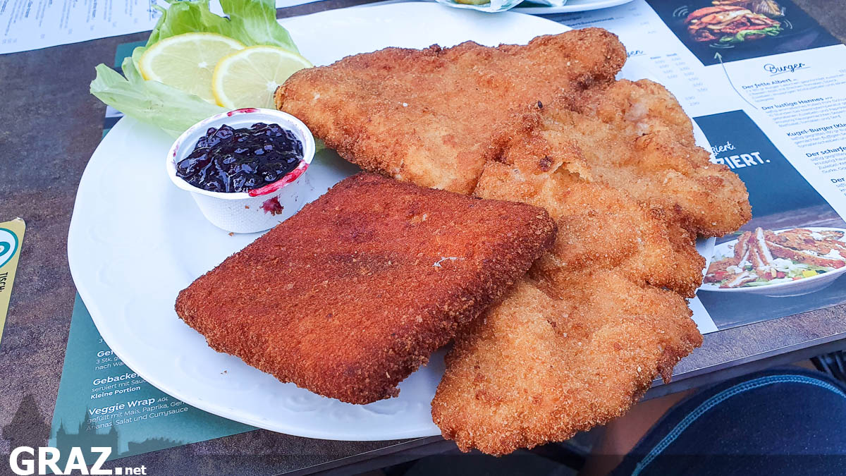 Kugeln Mix - Wiener SChnitzel bei den 3 goldenen Kugeln am Hauptbahnhof