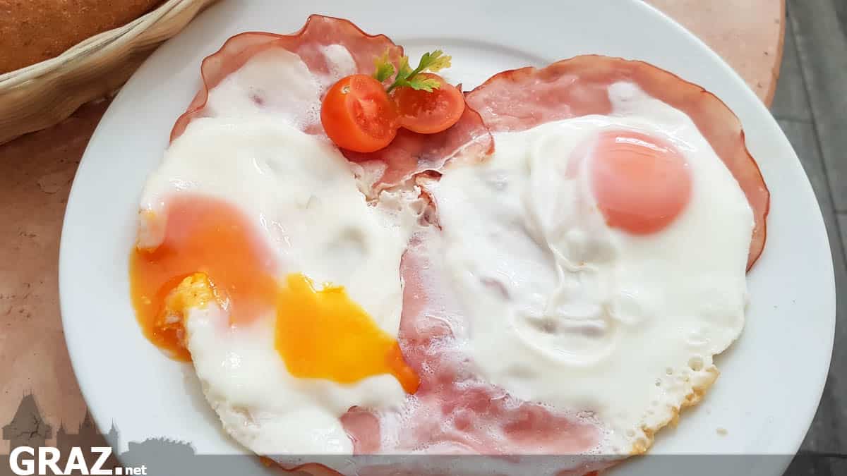 Frühstück im Café Kaiserfeld