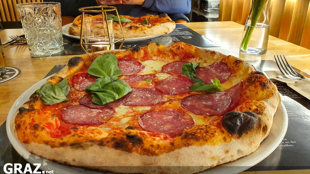 Pizzeria Mirano - die Pizza Salame