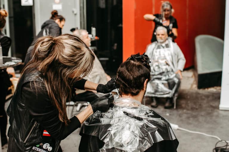 Barber Angels – Frisöre gegen Armut