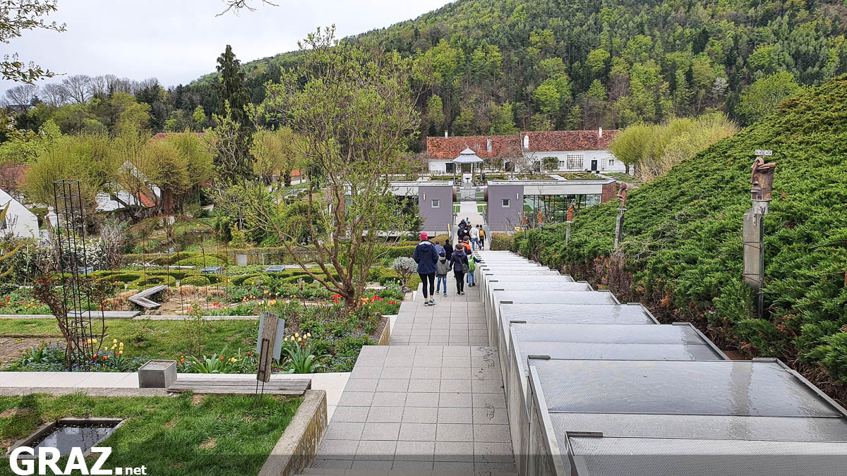 gartenschloss-herberstein_01
