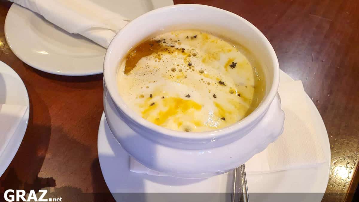 Kürbiscremesuppe im Rudolf Graz