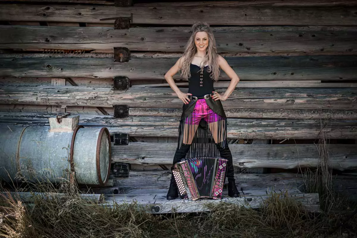 Melissa Naschenweng Bergbauern Tour Konzert Oktober 2024 in Graz