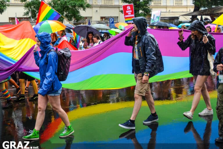 CSD Graz 2023 – Aktuelle Fotos online – Christopher Street Day Parade und Parkfest – Pride Month in Graz