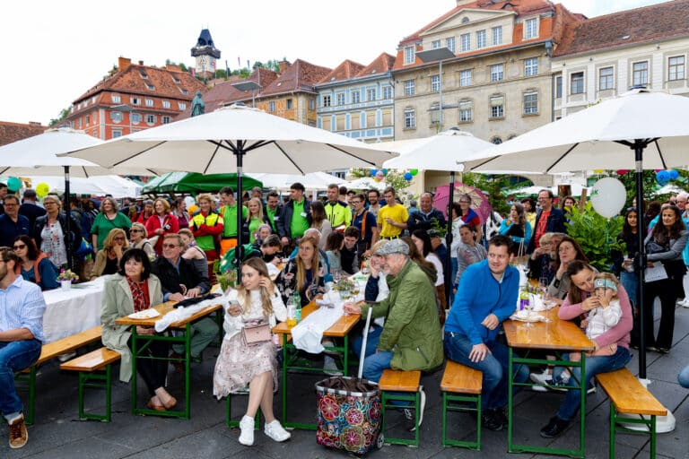 Rund 4.000 Besucher beim 13. Waldfest am Grazer Hauptplatz