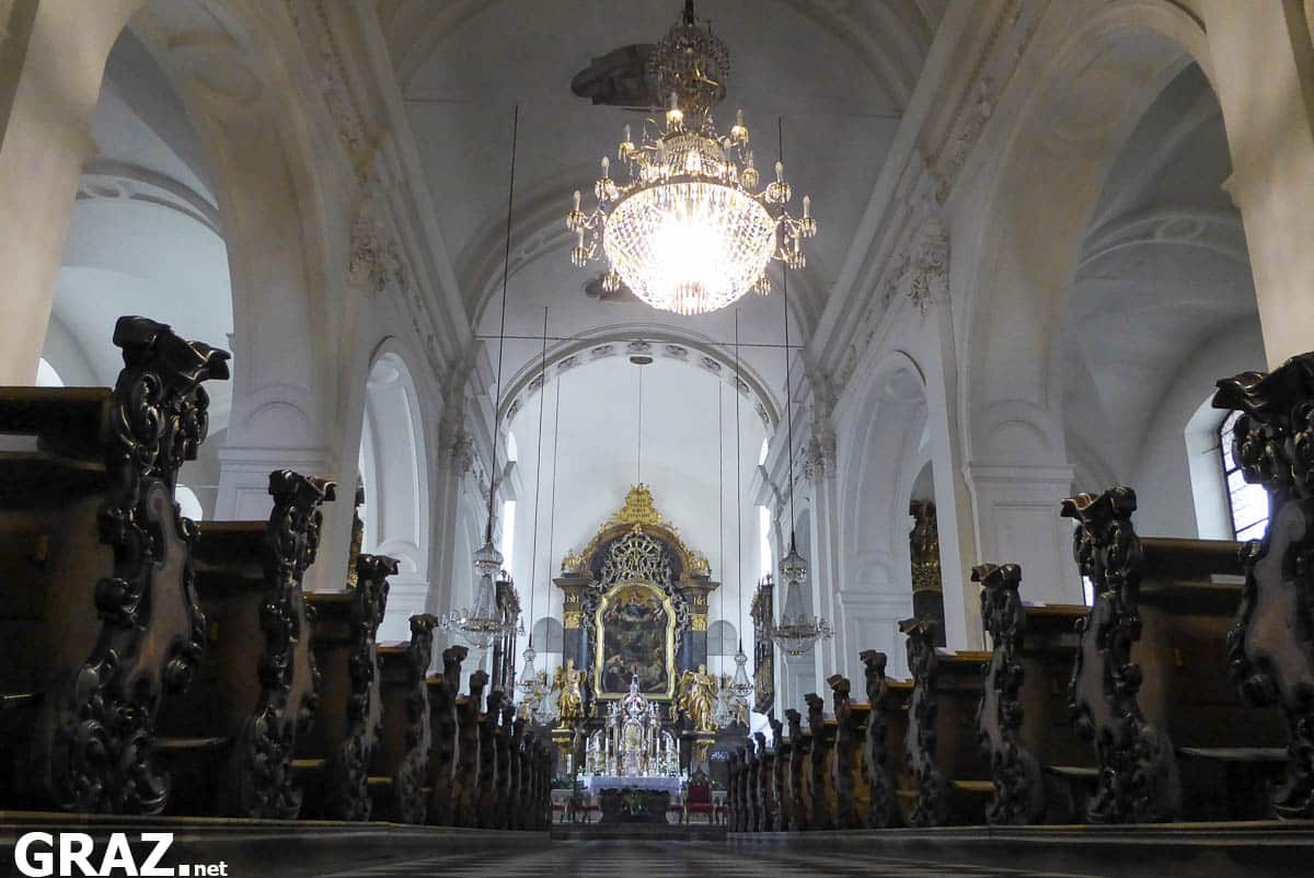 Der Langhaus der Mariahilferkirche