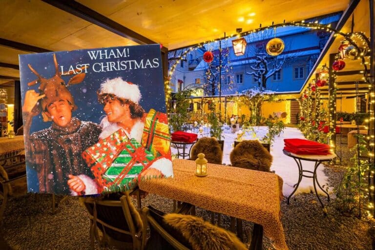 5 Stunden „Last Christmas“ in Dauerschleife – Rekordversuch bei Grazer Adventmarkt